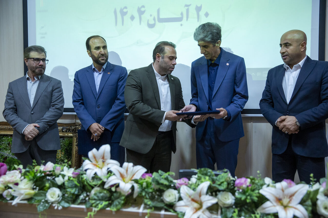 مجید درویشی با حضور معاونان سازمان بهزیستی کشور به عنوان سرپرست جدید اداره کل بهزیستی استان کرمانشاه معرفی شد و از خدمات بهزاد شهبازی مدیرکل سابق قدردانی شد.