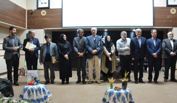 محفل ادبی «بوی جوی مولیان»؛ پیوند نسل‌ها در سایه شعر و یاد بزرگان