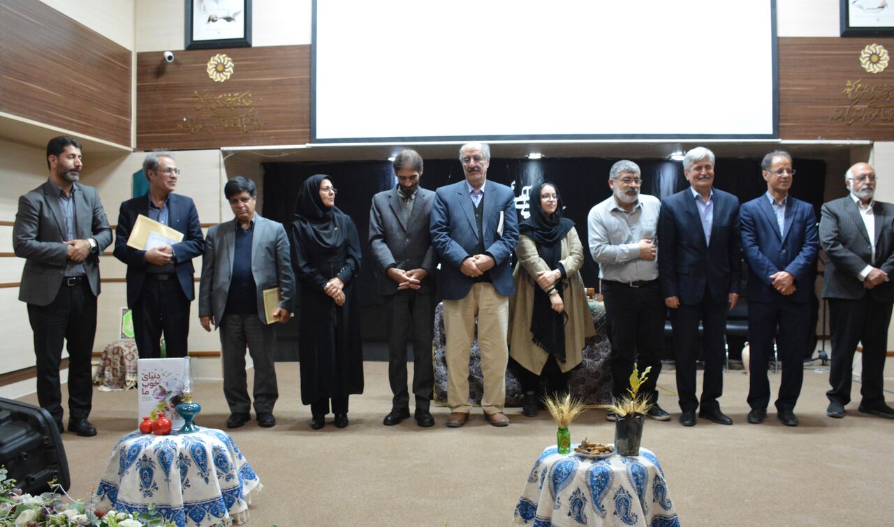 محفل ادبی «بوی جوی مولیان»؛ پیوند نسلها در سایه شعر و یاد بزرگان