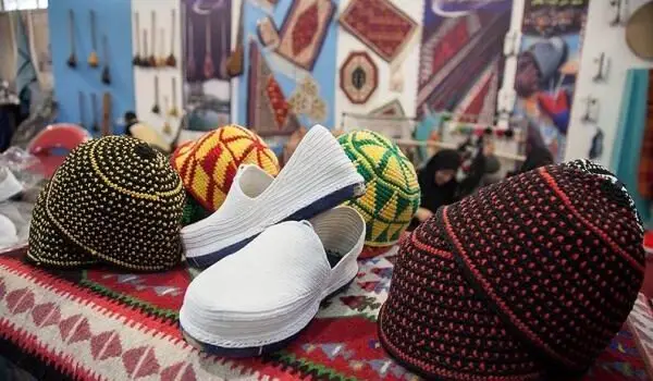 نمایشگاه صنایع‌دستی کرمانشاه | استقرار ۲۳۳ غرفه در پانزدهمین نمایشگاه سراسری